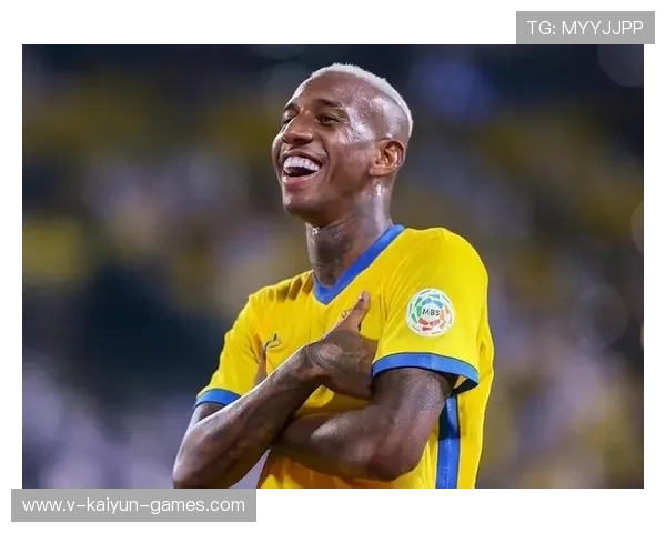 任意球直接破网成为全场最佳瞬间被赞 任意球直接破网成为全场最佳瞬间被赞